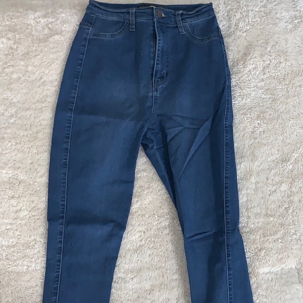 High Waisted Jean